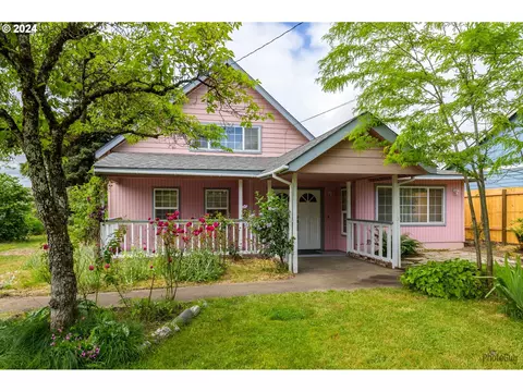 930 N Park Ave, Eugene, OR 97404