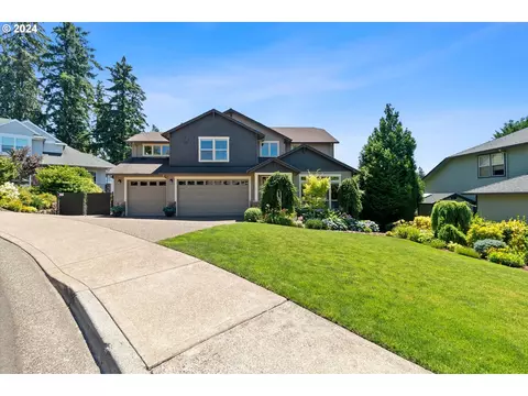 12548 SEagle Glen Dr, Happy Valley, OR 97086