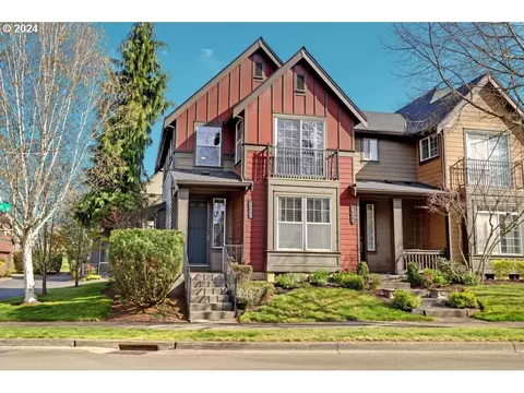 7309 NE Stonewater St, Hillsboro, OR 97124