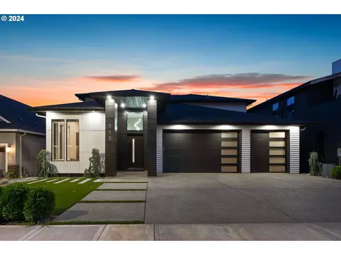 512 NE Province Dr, Camas, WA 98607