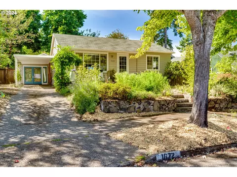 1672 Mckinley Ct, Eugene, OR 97402