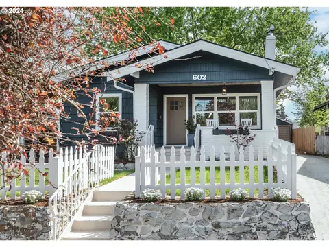 602 NE 69th Ave, Portland, OR 97213