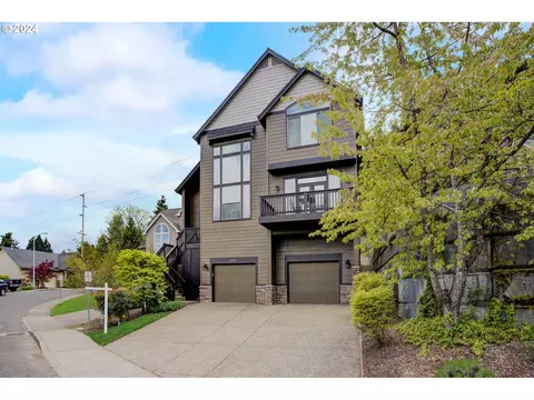16423 SE Merganser Ct, Milwaukie, OR 97267