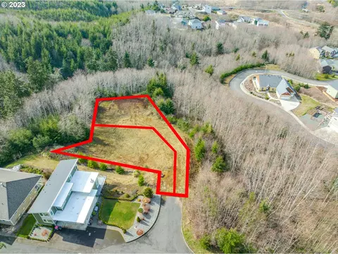 1915 N Fork Rd, Seaside, OR 97138