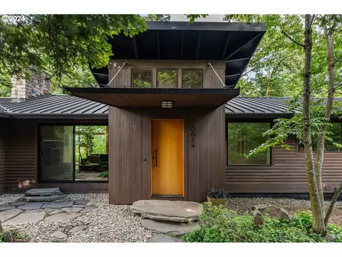 10624 SW 41st Ave, Portland, OR 97219