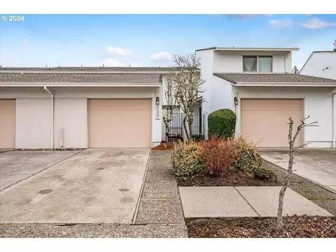 3390 NE 29th St, Gresham, OR 97030
