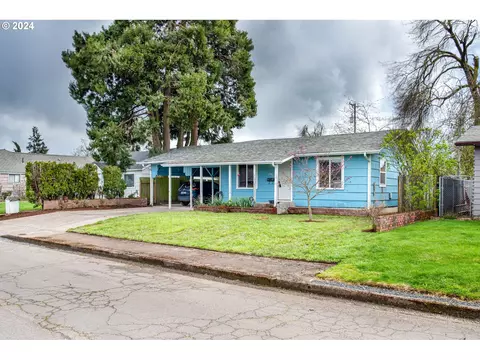 1159 M St, Springfield, OR 97477