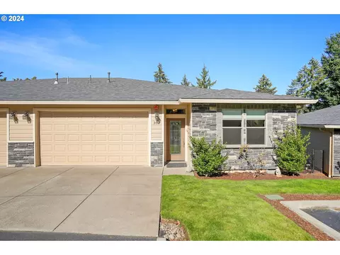 962 Sahalee Ct SE, Salem, OR 97306