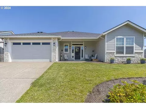 414 NW Cascade Mountain Dr, Dallas, OR 97338