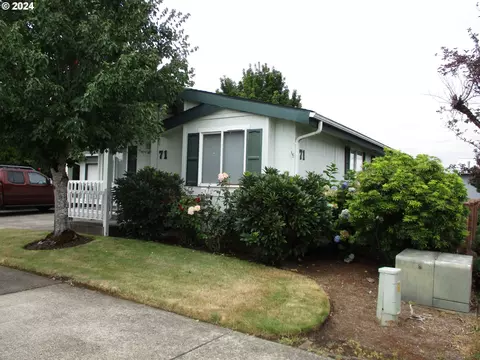 1111 SE 3rd Ave #71, Canby, OR 97013