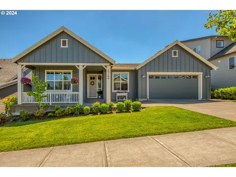 13108 SE Gateway Dr, Happy Valley, OR 97086