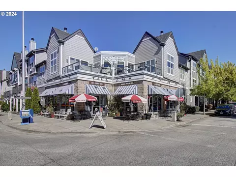 725 SE Fairwinds Loop, Vancouver, WA 98661