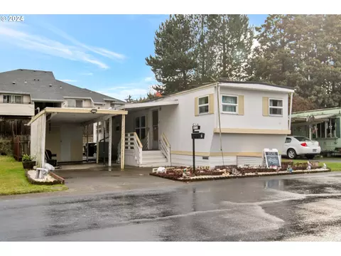 1901 SE Minter Bridge Rd #11, Hillsboro, OR 97123
