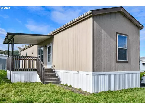 1200 E Central Ave #70, Sutherlin, OR 97479