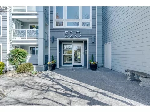 520 SE Columbia River Dr #314, Vancouver, WA 98661