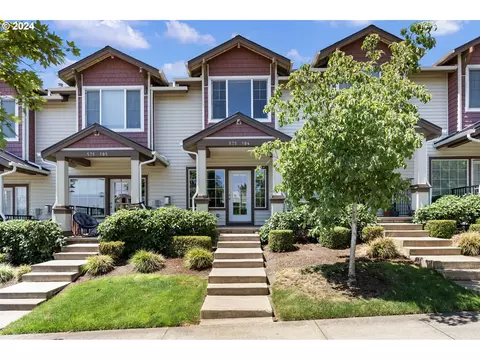 575 NW 118th Ave #104, Portland, OR 97229