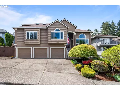 12929 SW Wilmington Ln, Tigard, OR 97224