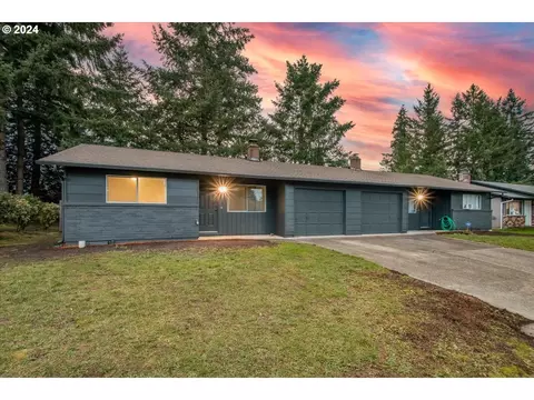 1100 NE Keyes Rd, Vancouver, WA 98684