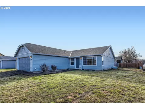 407 S Jasper Cir, Cornelius, OR 97113