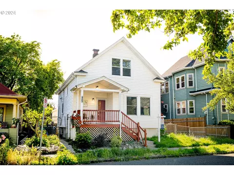 4223 NE 7th Ave, Portland, OR 97211