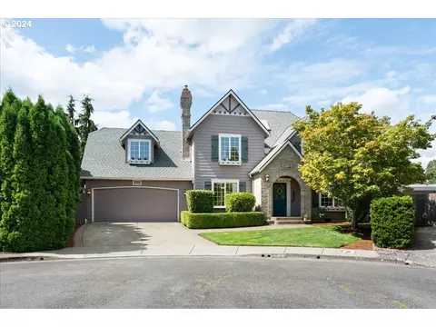 855 Scepter Ct, Salem, OR 97301