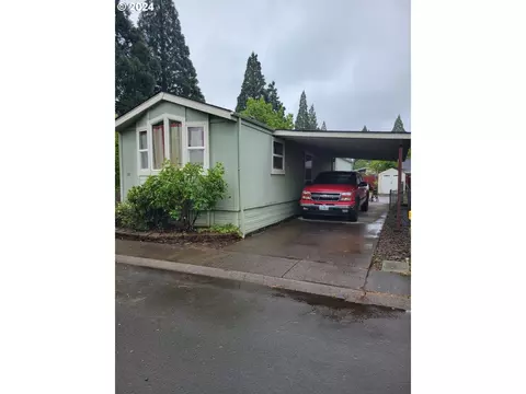 1400 S Elm St #19, Canby, OR 97013