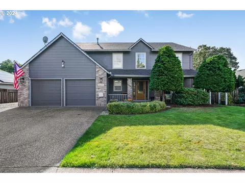 19292 Captains Ct, Oregon City, OR 97045