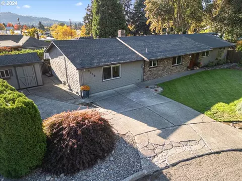 3850 SE Sunset Ct, Milwaukie, OR 97267