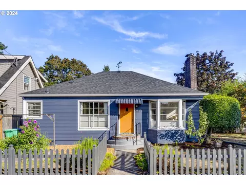 3639 NEmerson St, Portland, OR 97211