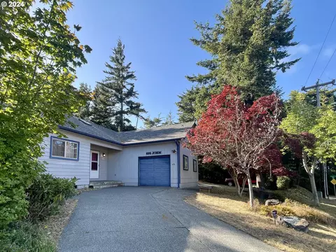 695 John Ave, Coos Bay, OR 97420