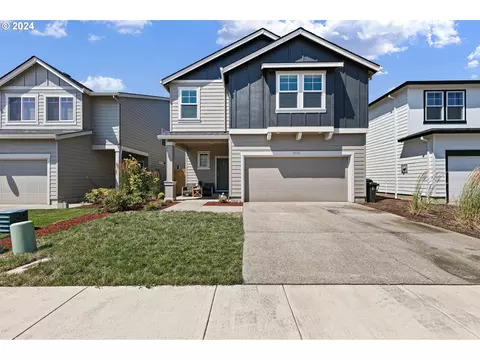 2910 W St, Springfield, OR 97477