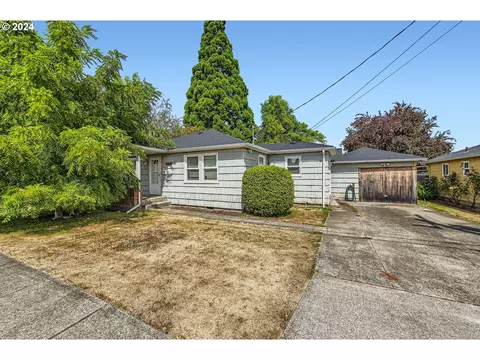 2823 18th Ave, Forest Grove, OR 97116