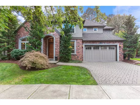 4114 Casey Ct, Lake Oswego, OR 97034