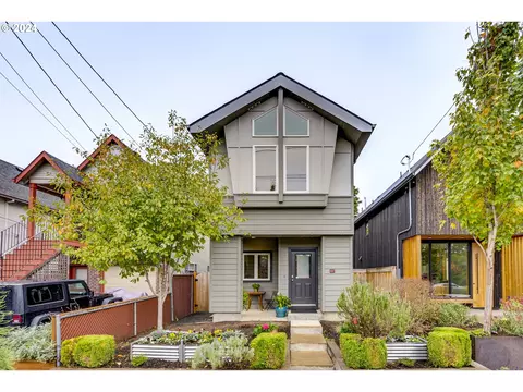 1612 SE 43rd Ave, Portland, OR 97215