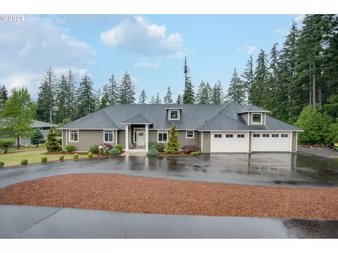 29737 SE Sunview Ln, Estacada, OR 97023