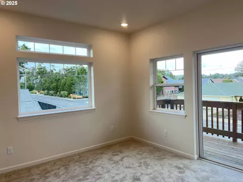 Other - 1583 37th St, Florence, OR 97439 photo 3 of 4