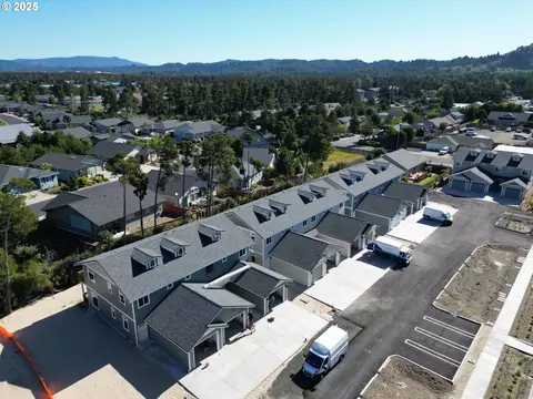 View/Area - 1583 37th St, Florence, OR 97439 photo 16 of 16