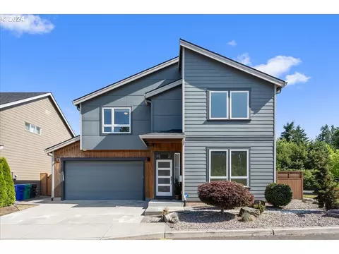 7475 SE Rhone St, Portland, OR 97206