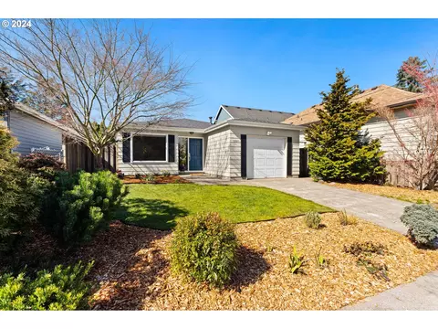6321 SE 70th Ave, Portland, OR 97206