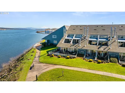97 N Hayden Bay Dr, Portland, OR 97217