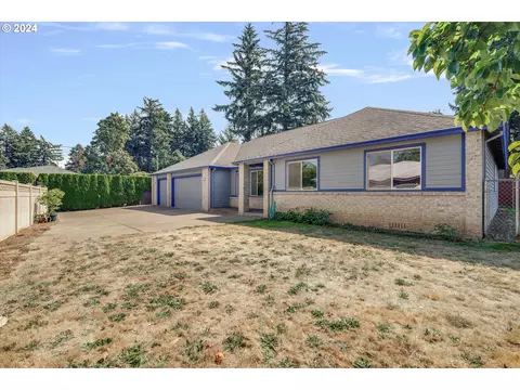 11336 NE Klickitat St, Portland, OR 97220