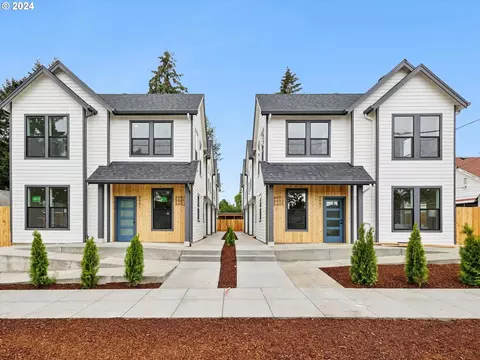 8487 NE Tillamook St, Portland, OR 97220