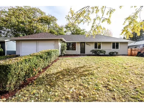 4647 Scottdale St, Eugene, OR 97404