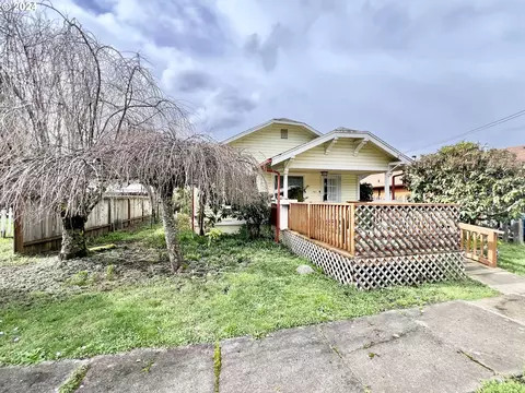 341 3rd Ave, Powers, OR 97466