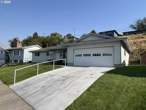 2236 SW Ladow Ave, Pendleton, OR 97801