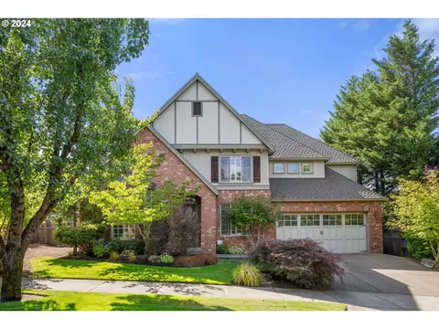 5012 Gregory Ct, West Linn, OR 97068
