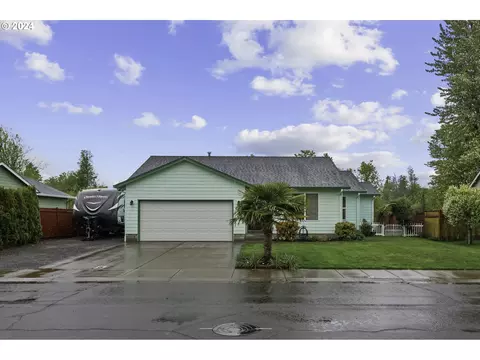 531 Hobson St, Stayton, OR 97383