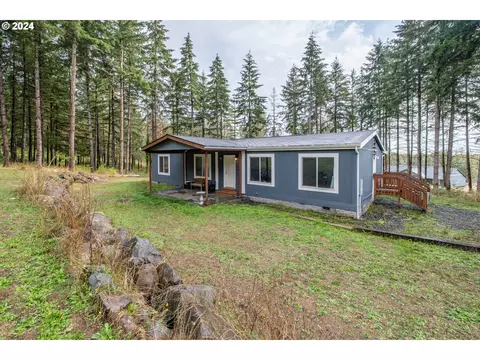 39982 Griggs Dr, Lebanon, OR 97355