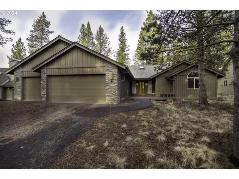 17756 Topflite Ln, Sunriver, OR 97707