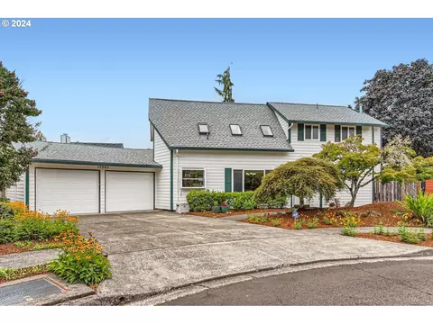 13960 SW Azalea Ct, Beaverton, OR 97008